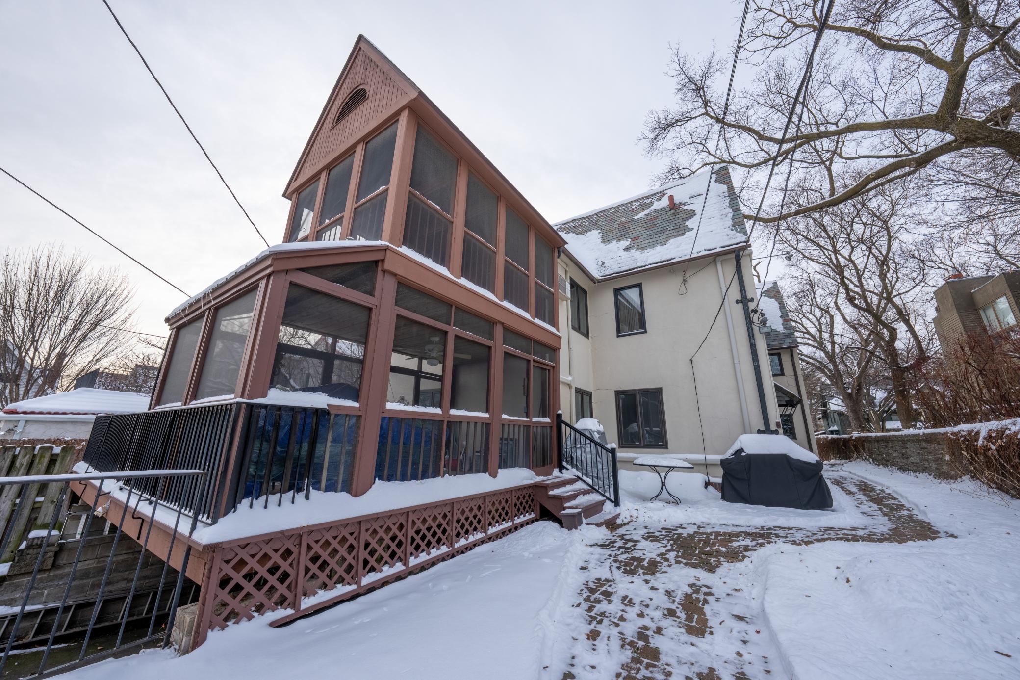 1721 Humboldt Avenue South, Unit 2 3 Minneapolis, MN 55403 - Photo 29 of 31