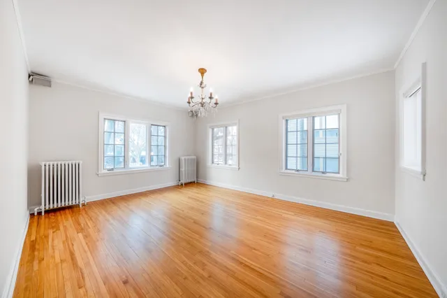 $5,000 | 1721 Humboldt Avenue South, Unit 2 3, Minneapolis, MN 55403