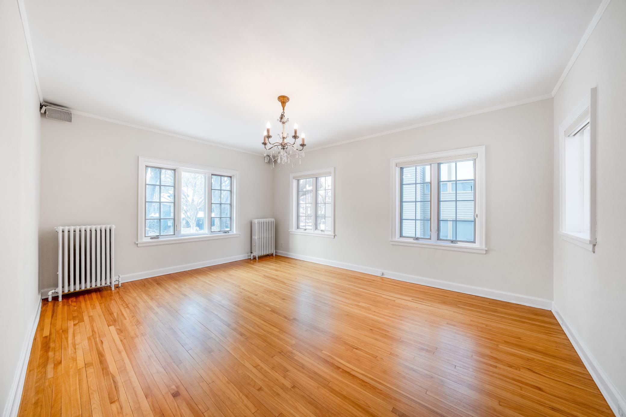 1721 Humboldt Avenue South, Unit 2 3 Minneapolis, MN 55403 - Photo 5 of 31