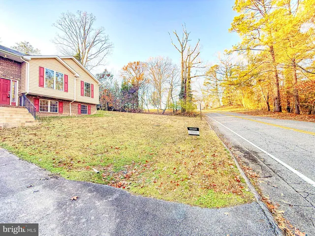 $2,500 | 23053 Gunston Drive, Lexington Park, MD 20653