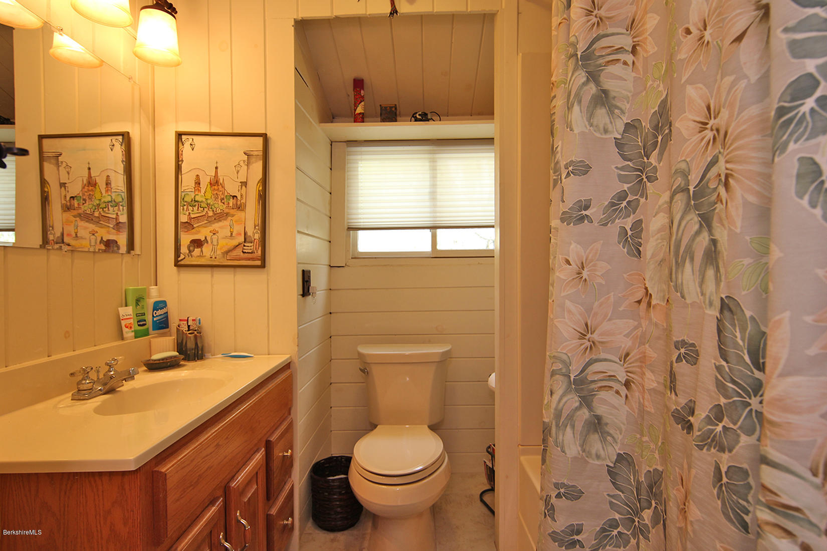329 Long Pond Road Great Barrington, MA 01230 - Photo 20 of 31 2ND FLOOR BATHROOM