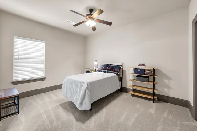 $544,000 | 2404 Bramlet Drive, Conroe, TX 77304