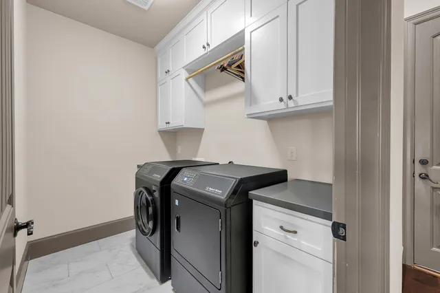 $544,000 | 2404 Bramlet Drive, Conroe, TX 77304