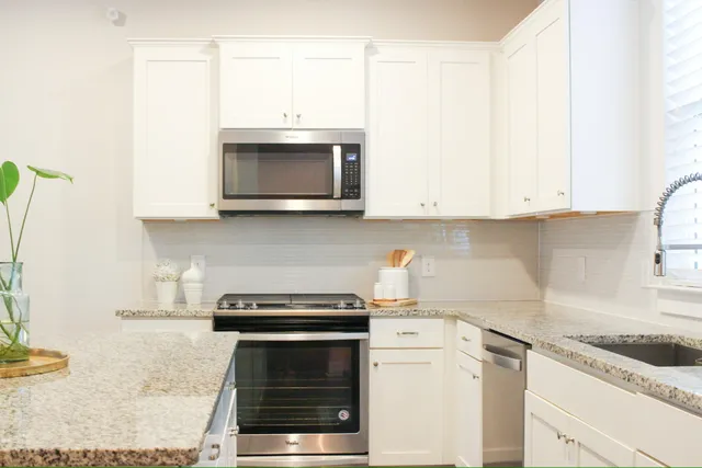 $598,800 | 1657 Indy Drive, North Charleston, SC 29405