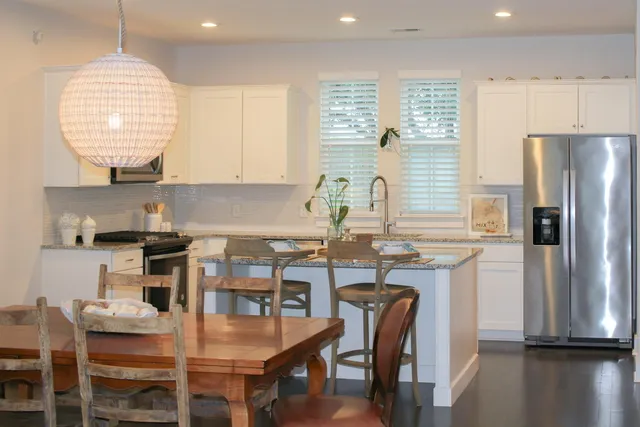 $598,800 | 1657 Indy Drive, North Charleston, SC 29405