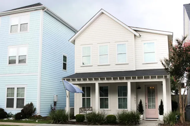 $598,800 | 1657 Indy Drive, North Charleston, SC 29405