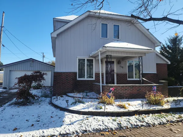 $189,000 | 112 East Beckley Street, Royal Center, IN 46978