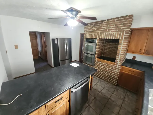 $189,000 | 112 East Beckley Street, Royal Center, IN 46978