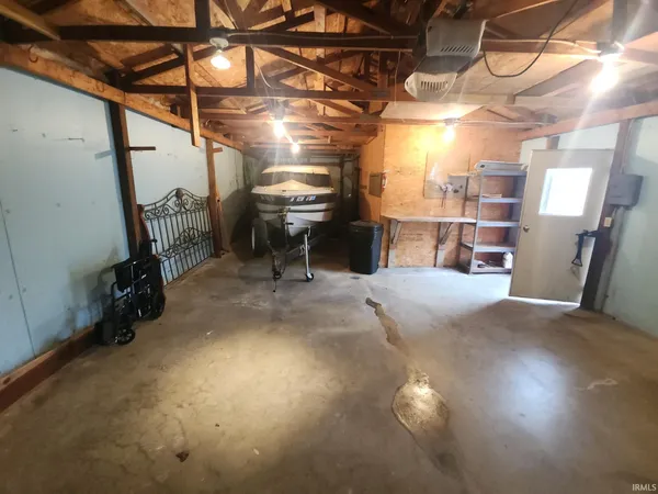 $189,000 | 112 East Beckley Street, Royal Center, IN 46978