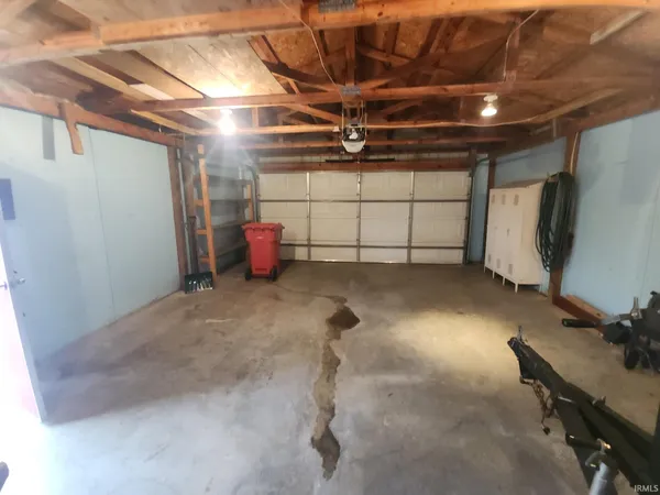 $189,000 | 112 East Beckley Street, Royal Center, IN 46978