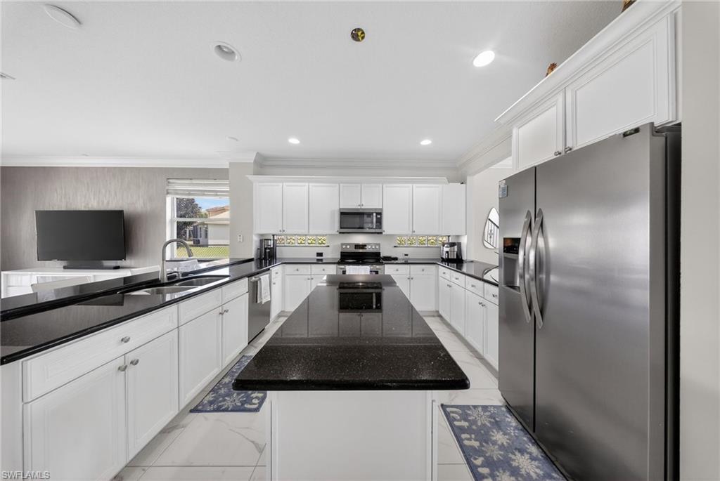 9730 Springlake Circle Estero, FL 33928 - Photo 5 of 44