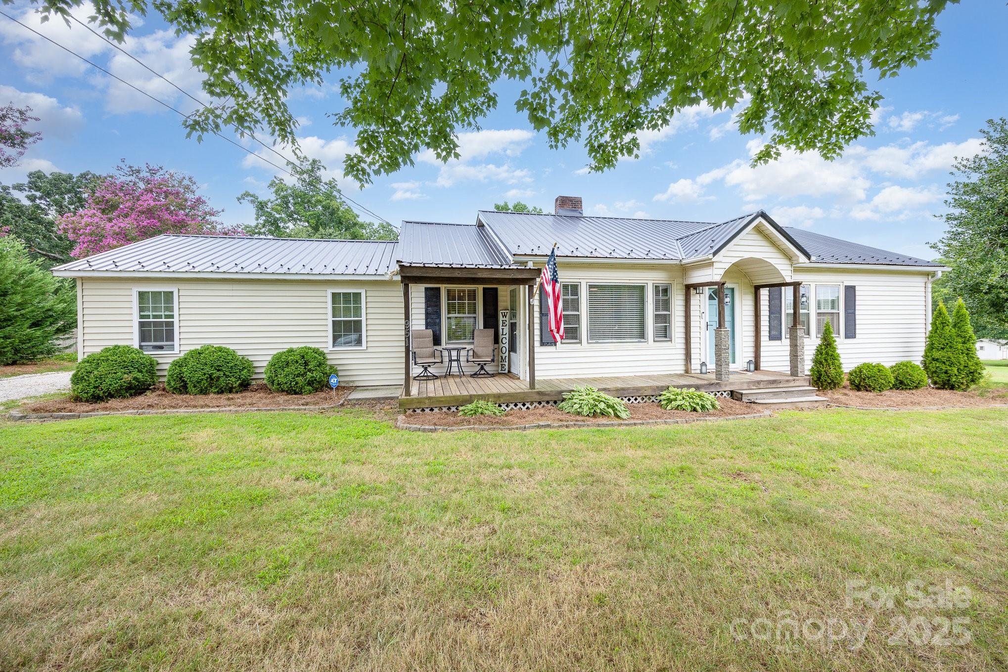 951 Helmstetler Road Lexington, NC 27295 - Photo 5 of 31 Gallery Image 5
