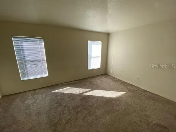 $2,075 | 513 Lindsay Anne Court, Plant City, FL 33563