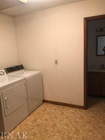 34545 Center Road Armington, IL 61721 - Photo 3 of 7