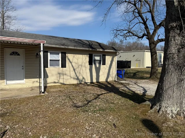 $129,900 | 930 Church Street, Palmyra, IN 47164