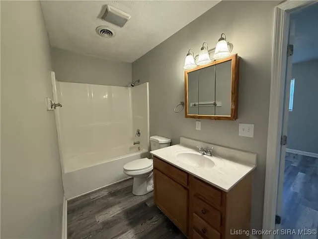 $129,900 | 930 Church Street, Palmyra, IN 47164