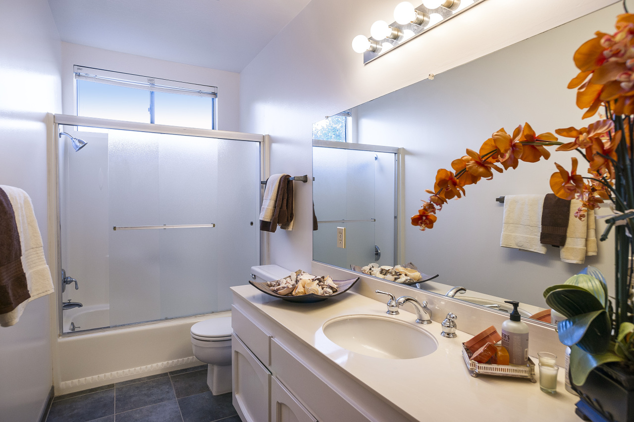 1500 Franceschi Road Santa Barbara, CA 93103 - Photo 10 of 18 a bathroom with a sink toilet and shower