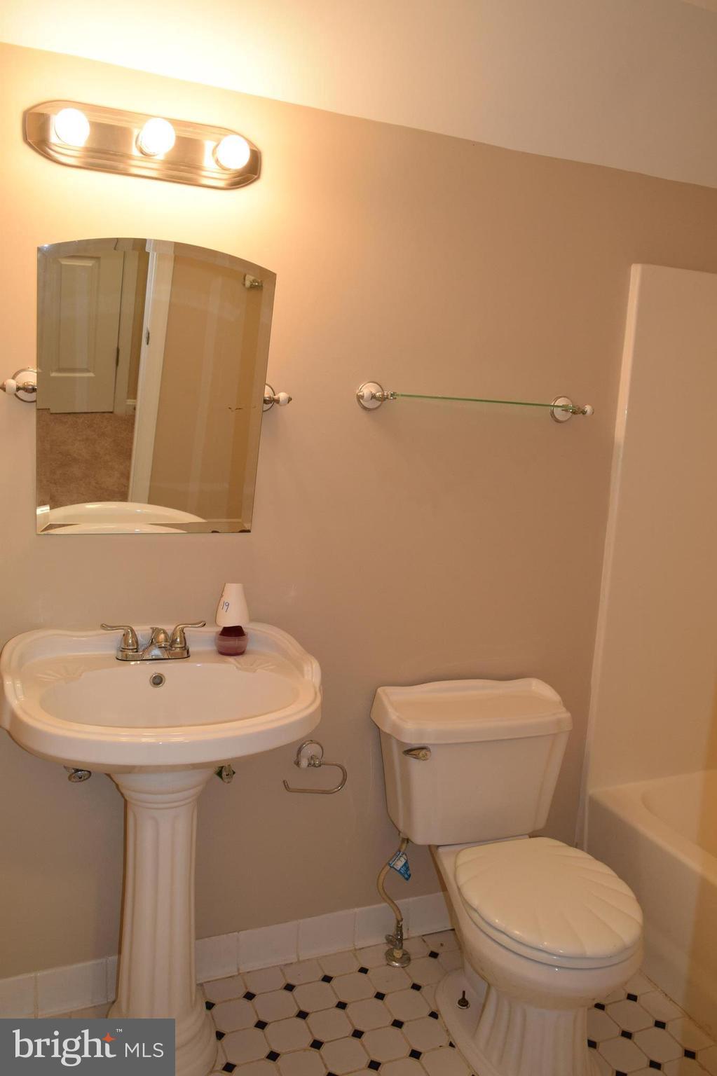 10012 Dutch Hollow Road Rixeyville, VA 22737 - Photo 16 of 19 Bath