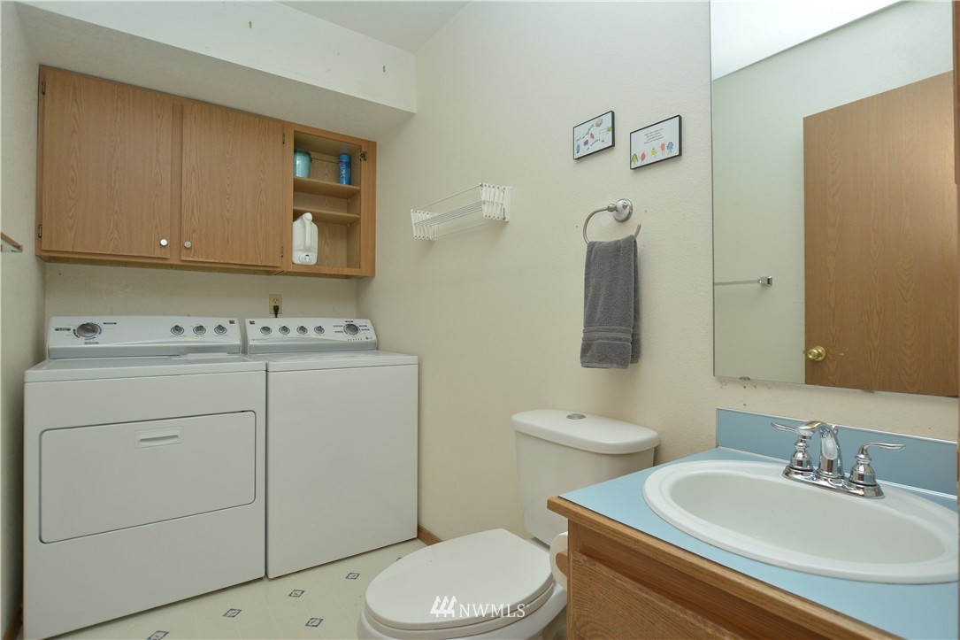 1403 225th Street Southwest Bothell, WA 98021 - Photo 17 of 21