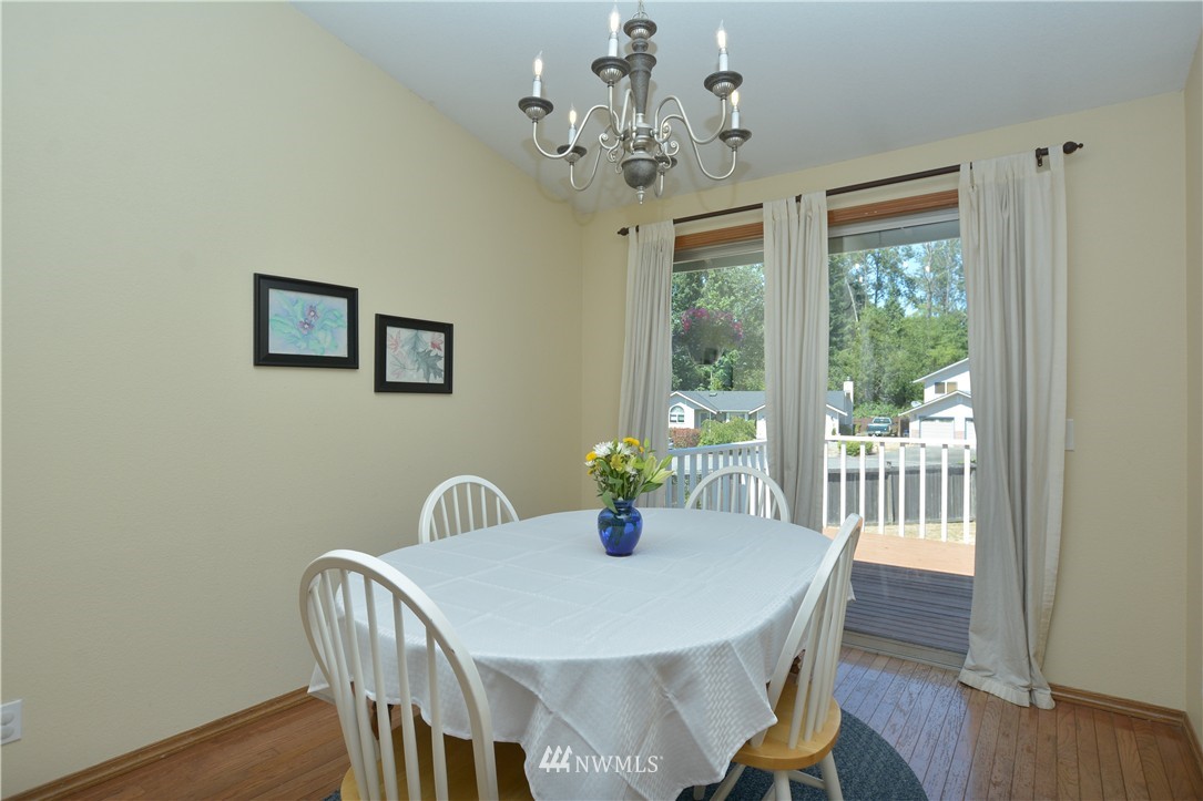 1403 225th Street Southwest Bothell, WA 98021 - Photo 6 of 21