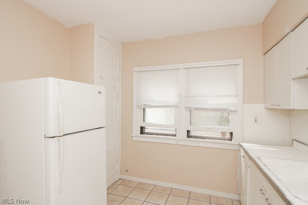 2177 Rexwood Road Cleveland, OH 44118 - Photo 10 of 16