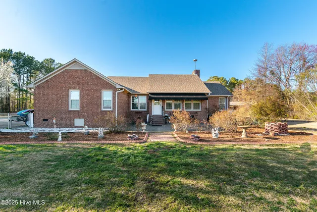 $400,000 | 2771 H C Turner Road, Pink Hill, NC 28572