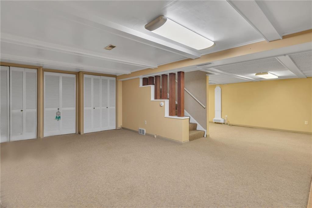 602 Circle Drive Rochester, PA 15074 - Photo 23 of 28 a view of an empty room