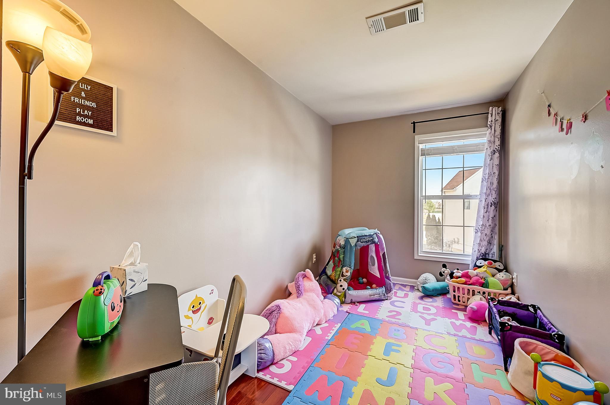 2743 Willits Road Philadelphia, PA 19114 - Photo 31 of 41 Gallery Image 31