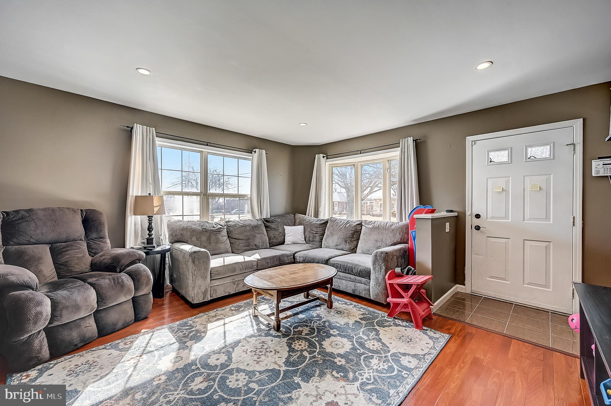 2743 Willits Road Philadelphia, PA 19114 - Photo 8 of 41 Gallery Image 8
