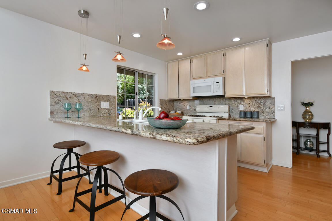 5342 Lewis Road Agoura Hills, CA 91301 - Photo 14 of 80 Kitchen