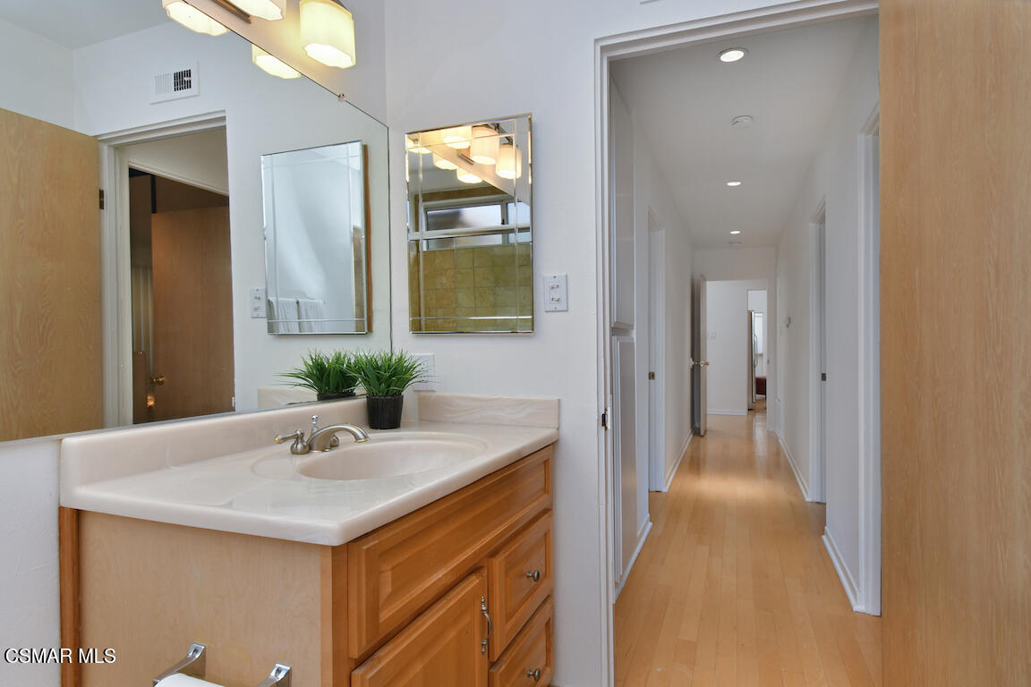 5342 Lewis Road Agoura Hills, CA 91301 - Photo 20 of 80 Guest Bathroom