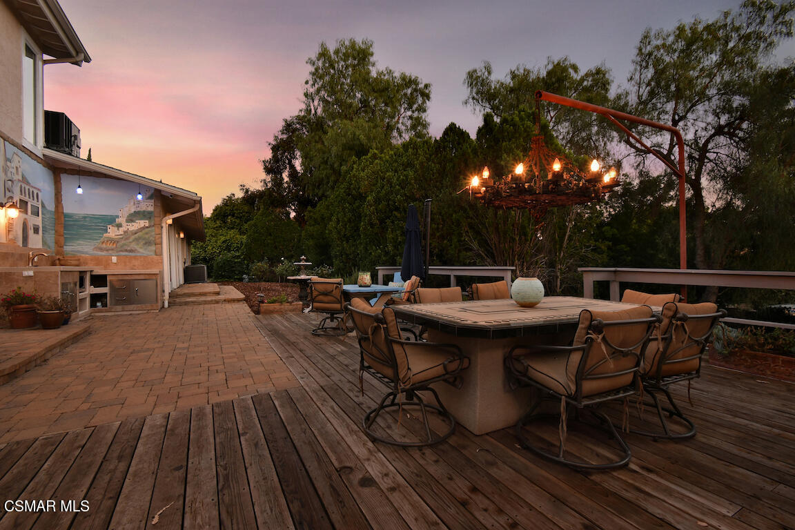 5342 Lewis Road Agoura Hills, CA 91301 - Photo 40 of 80 Space to entertain