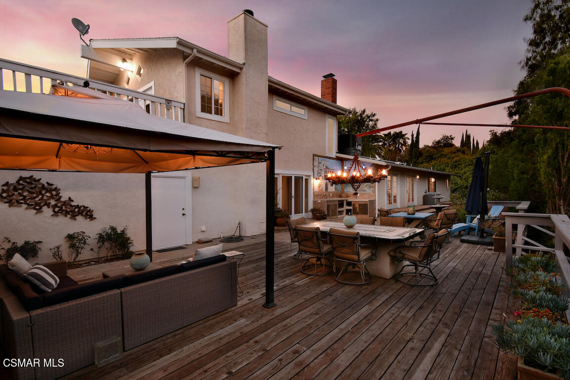 5342 Lewis Road Agoura Hills, CA 91301 - Photo 42 of 80 Space to entertain