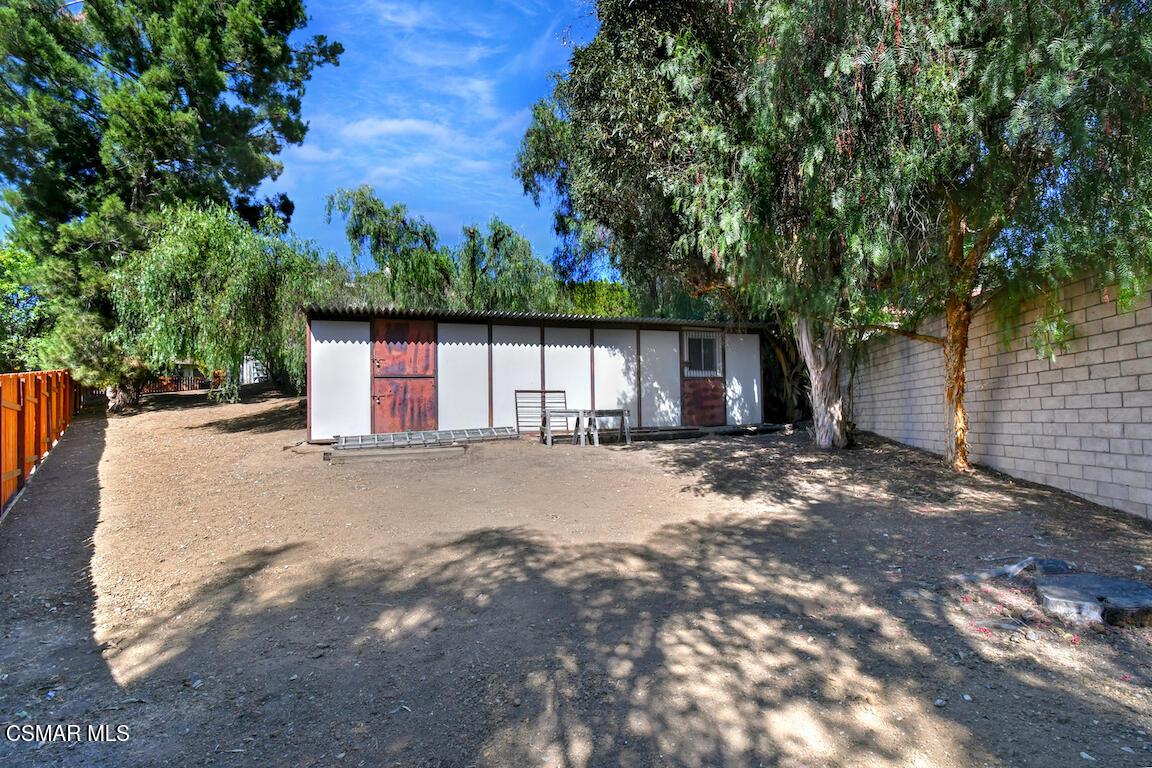 5342 Lewis Road Agoura Hills, CA 91301 - Photo 59 of 80 Equestrian space