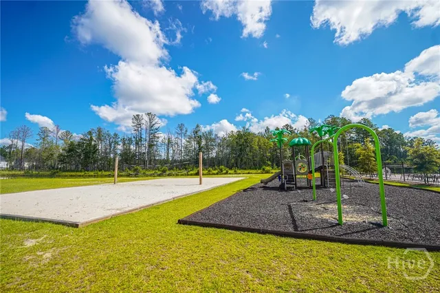 $2,450 | 108 Kingswood Circle, Bloomingdale, GA 31302