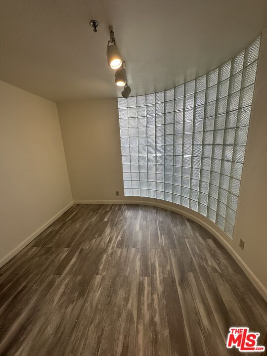 2122 Century Park Lane, Unit 312 Los Angeles, CA 90067 - Photo 9 of 44 a view of an empty room and window