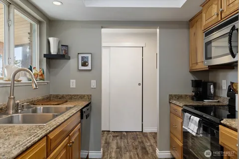 $492,500 | 790 Northwest Dory Drive, Oak Harbor, WA 98277