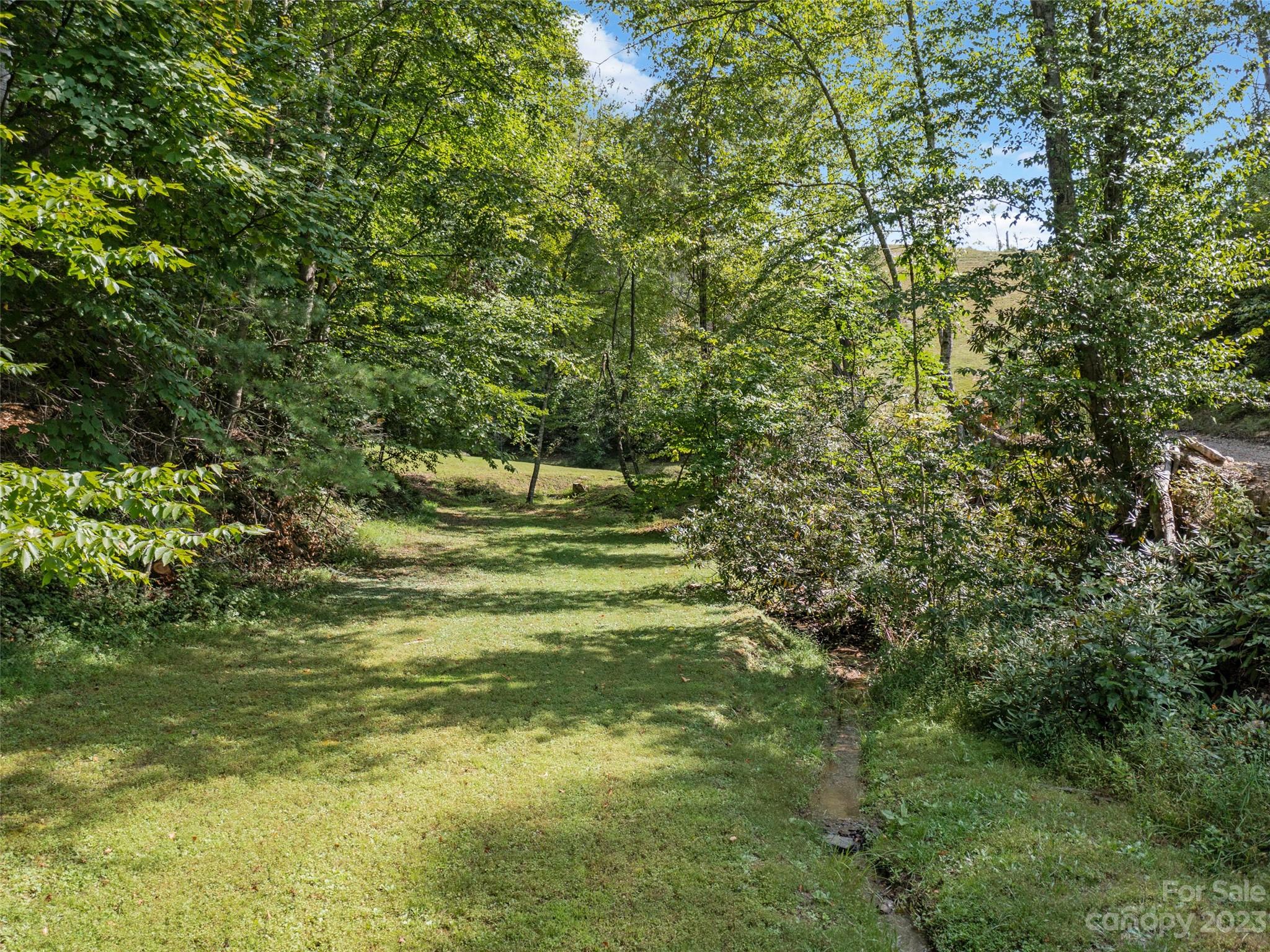 520 Howell Branch Road Green Mountain, NC 28740 - Photo 26 of 48 Gallery Image 26