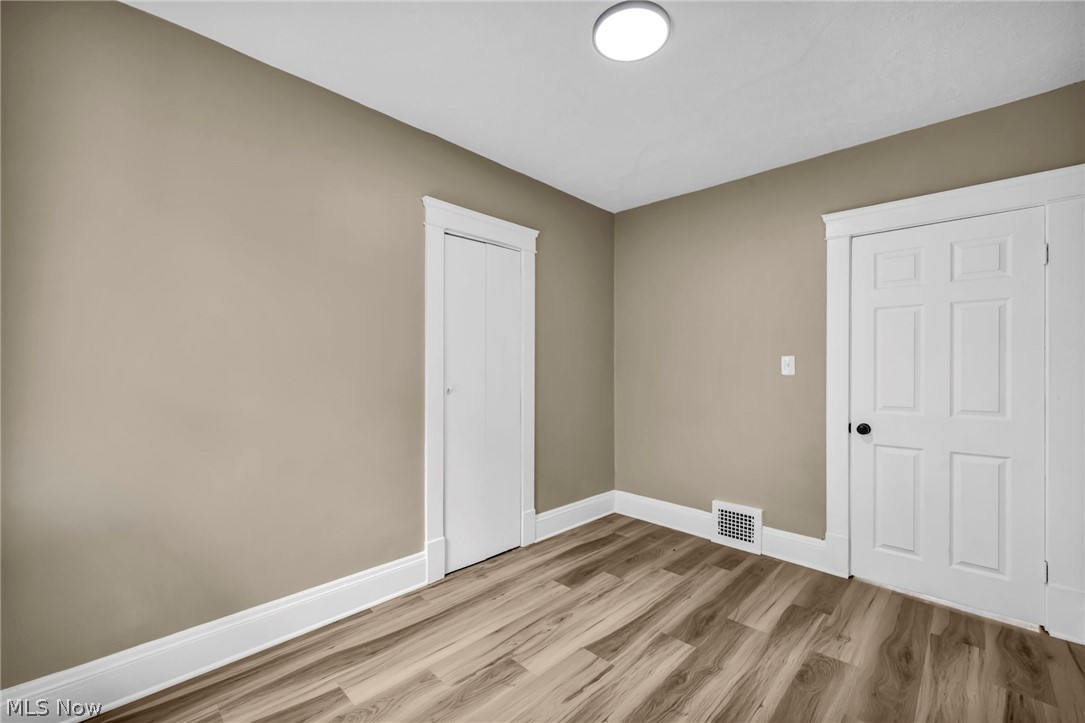 911 Royal Road Cleveland, OH 44110 - Photo 33 of 50 Gallery Image 33