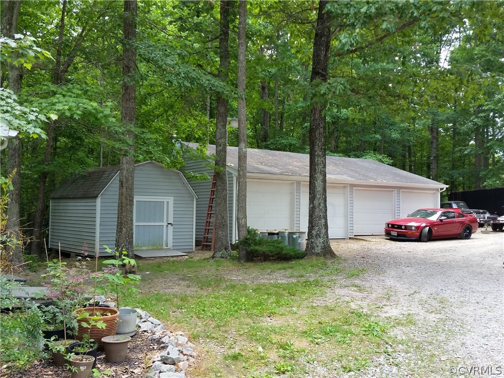5818 Claiborne Road Sutherland, VA 23885 - Photo 4 of 43 Gallery Image 4