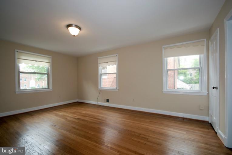 1316 Leegate Road Northwest Washington, DC 20012 - Photo 18 of 26 Master Bedroom
