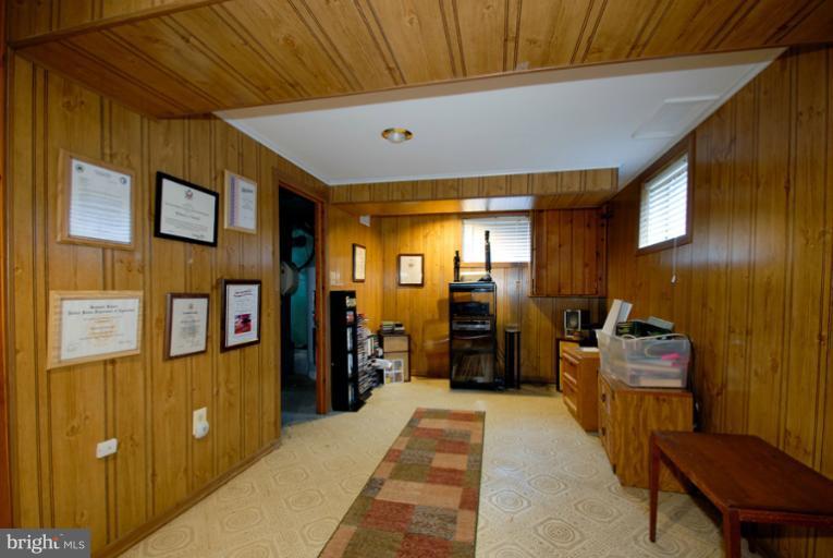 1316 Leegate Road Northwest Washington, DC 20012 - Photo 19 of 26 Lower Level Den