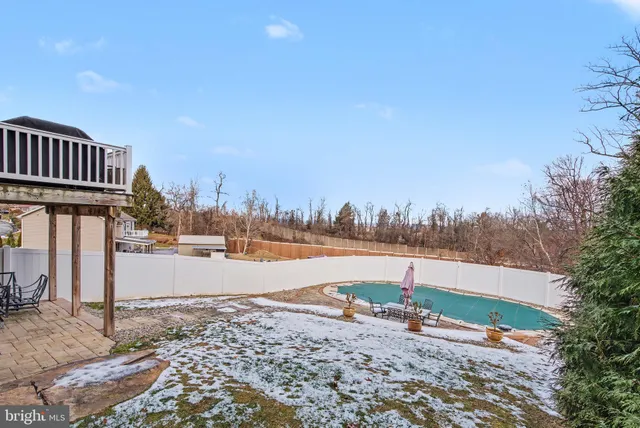 a view of a lake with outdoor space