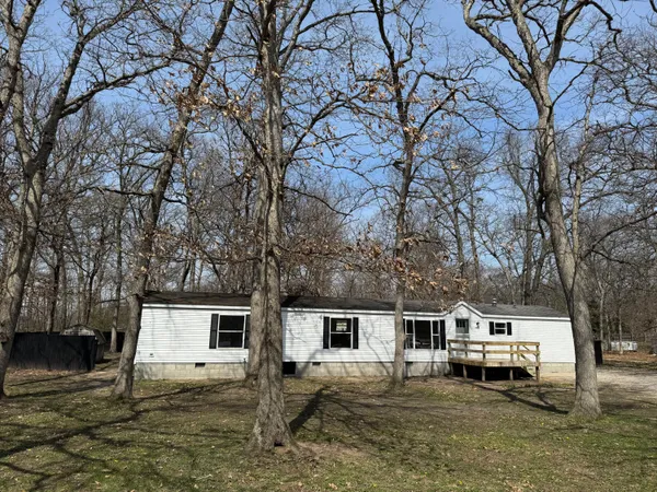 $199,900 | 15016 Heritage Drive West, Wheatfield, IN 46392