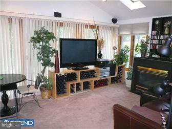 7215 Fowler Street Philadelphia, PA 19128 - Photo 4 of 12 Unit #2