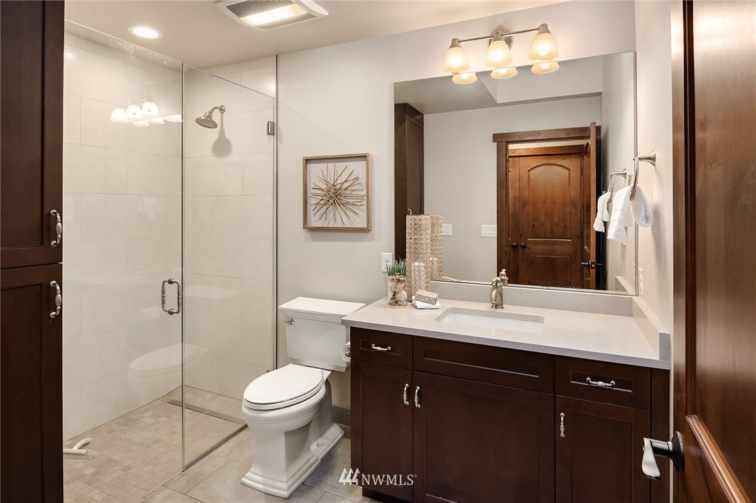 9903 178th Avenue Southeast Renton, WA 98059 - Photo 22 of 40