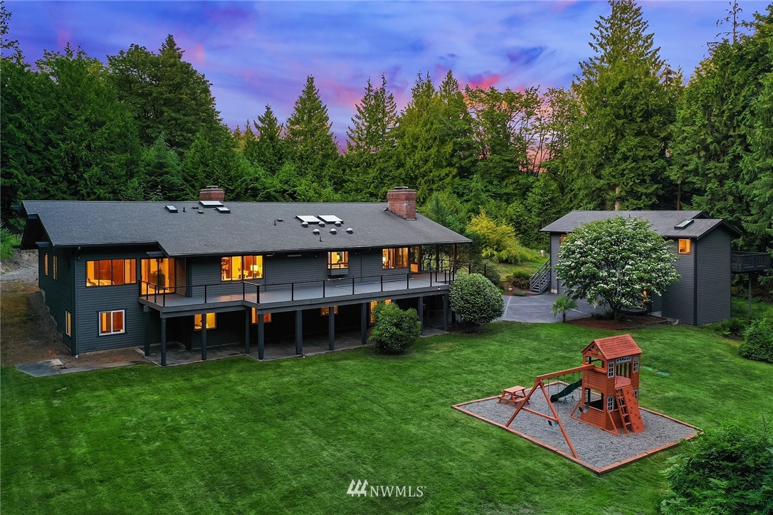 9903 178th Avenue Southeast Renton, WA 98059 - Photo 35 of 40