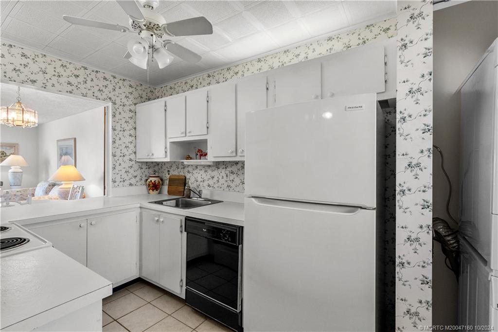 5355 Southeast Miles Grant Road, Unit E210 Stuart, FL 34997 - Photo 3 of 35 Gallery Image 3