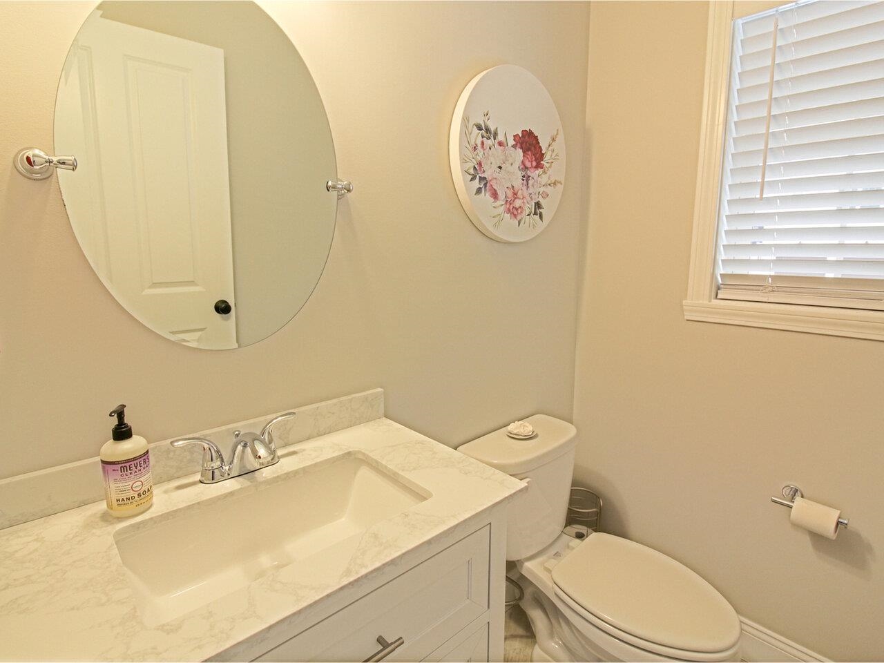 277 Obrien Farm Road South Burlington, VT 05403 - Photo 14 of 43 Gallery Image 14