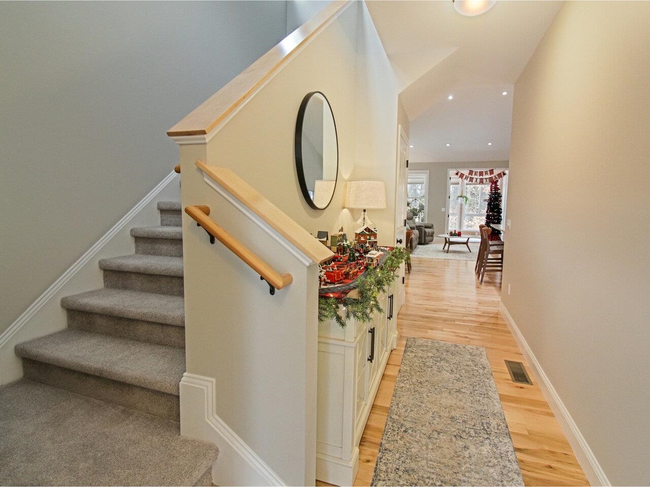 277 Obrien Farm Road South Burlington, VT 05403 - Photo 2 of 43 Gallery Image 2